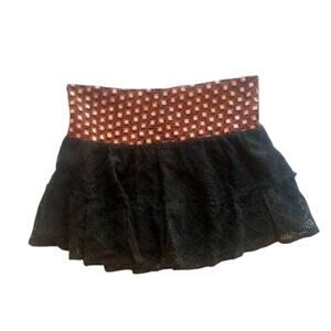 NWOT Raga Tamarindo Mini nSkirt Black/Red/Gold – Small